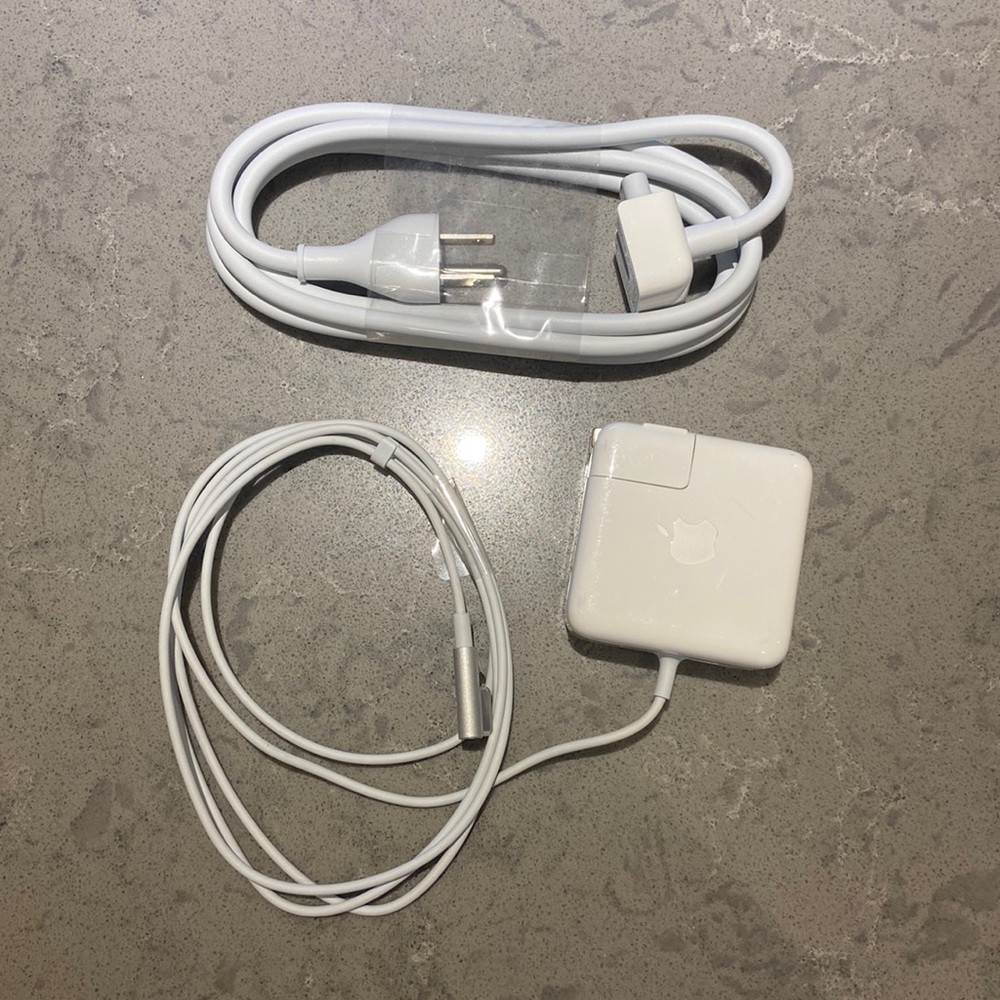 Apple Laptop Charger